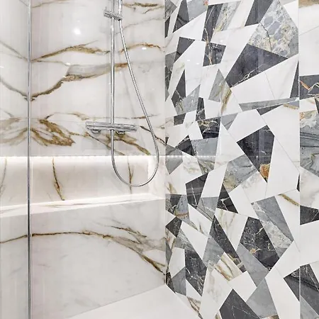 Unique Luxury Parisian Flat 2br/6p -champs Elysées Appartamento *